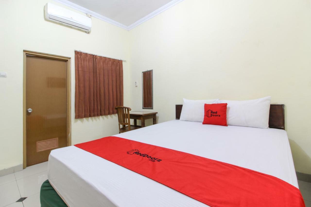 Reddoorz Near Rumah Sakit Condong Catur Maguwo Экстерьер фото