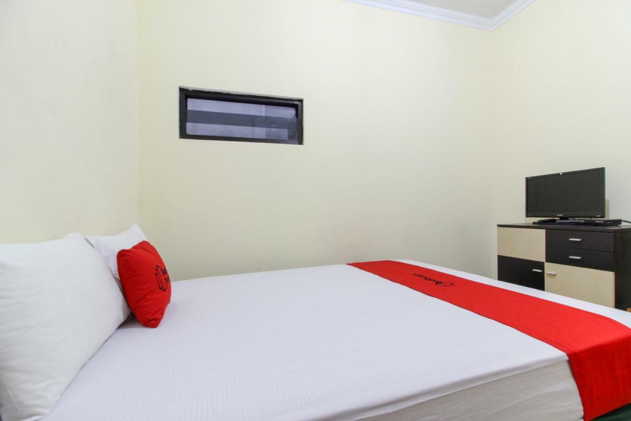 Reddoorz Near Rumah Sakit Condong Catur Maguwo Экстерьер фото