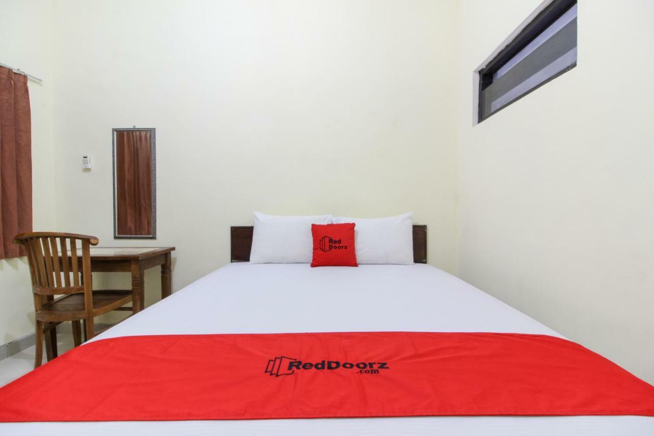 Reddoorz Near Rumah Sakit Condong Catur Maguwo Экстерьер фото